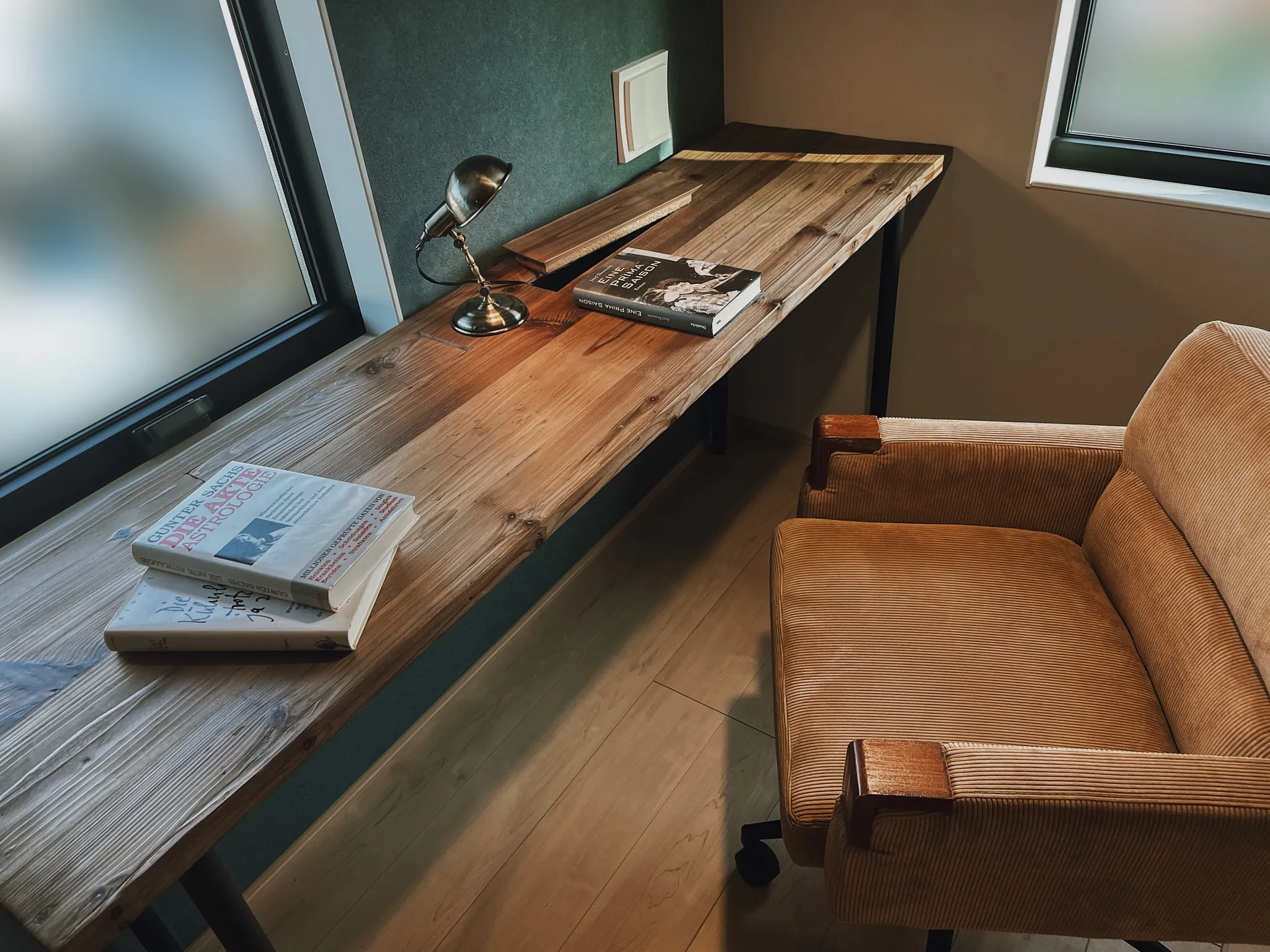 【納品事例】 福岡県上毛町の新築に家具・雑貨一式をコーディネ...