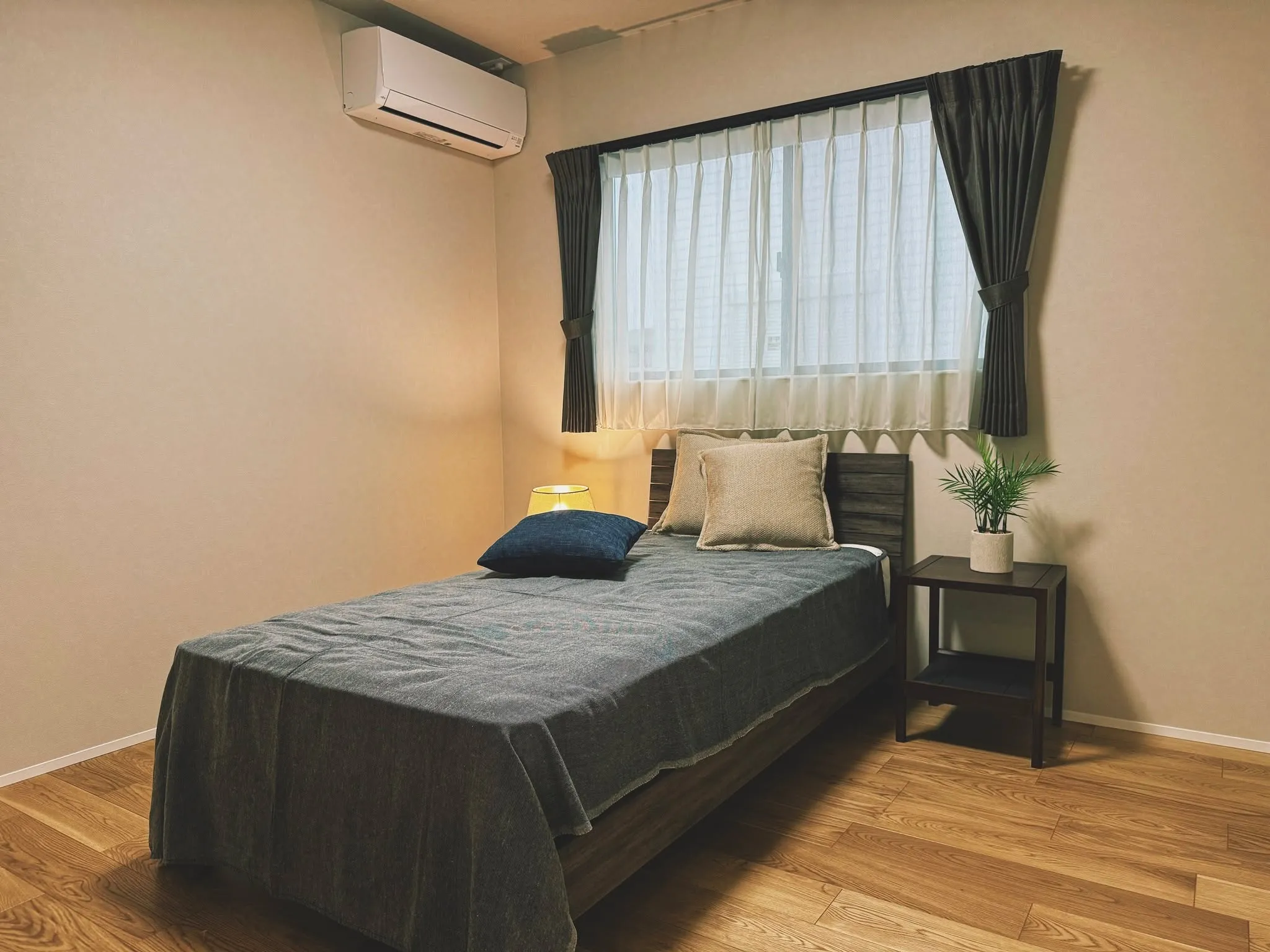 【納品事例】 中津市東浜の建売住宅に家具・雑貨一式をコーディ...