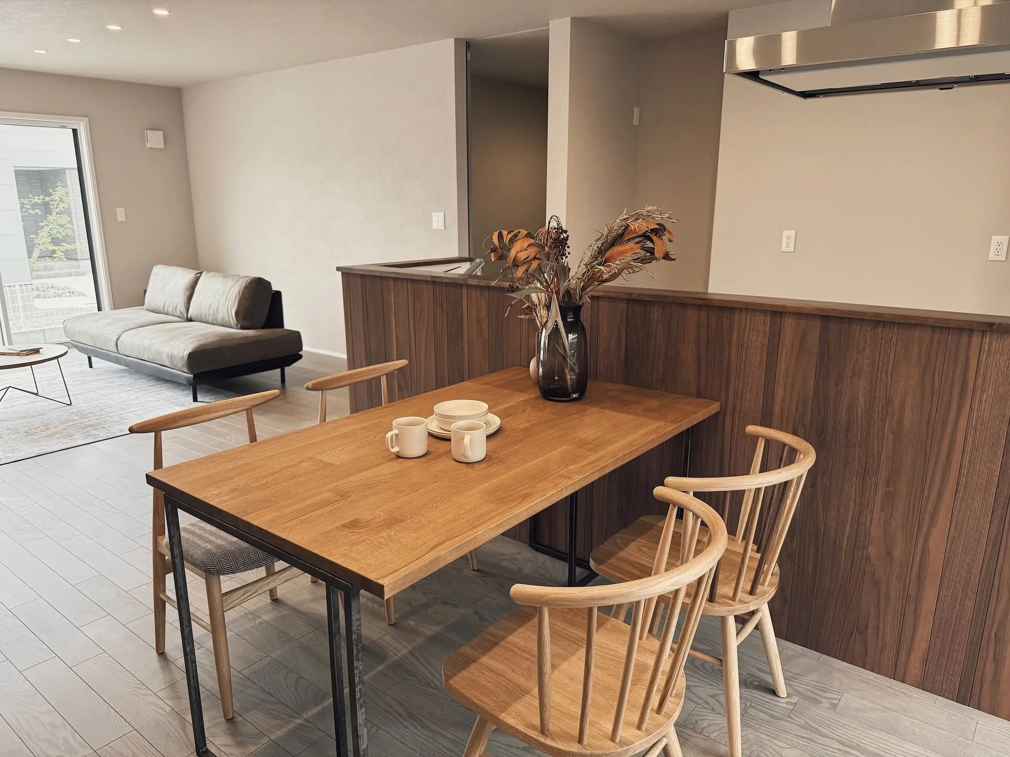 【納品事例】 宇佐市の新築に家具・雑貨一式をコーディネートさ...