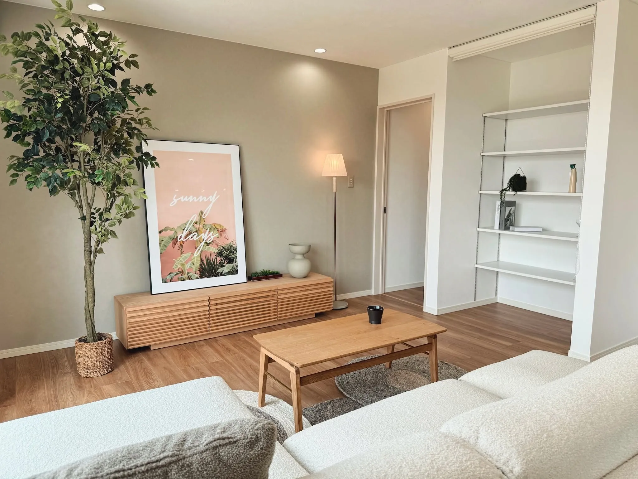 【納品事例】 中津市の新築に家具・雑貨一式をコーディネートさ...