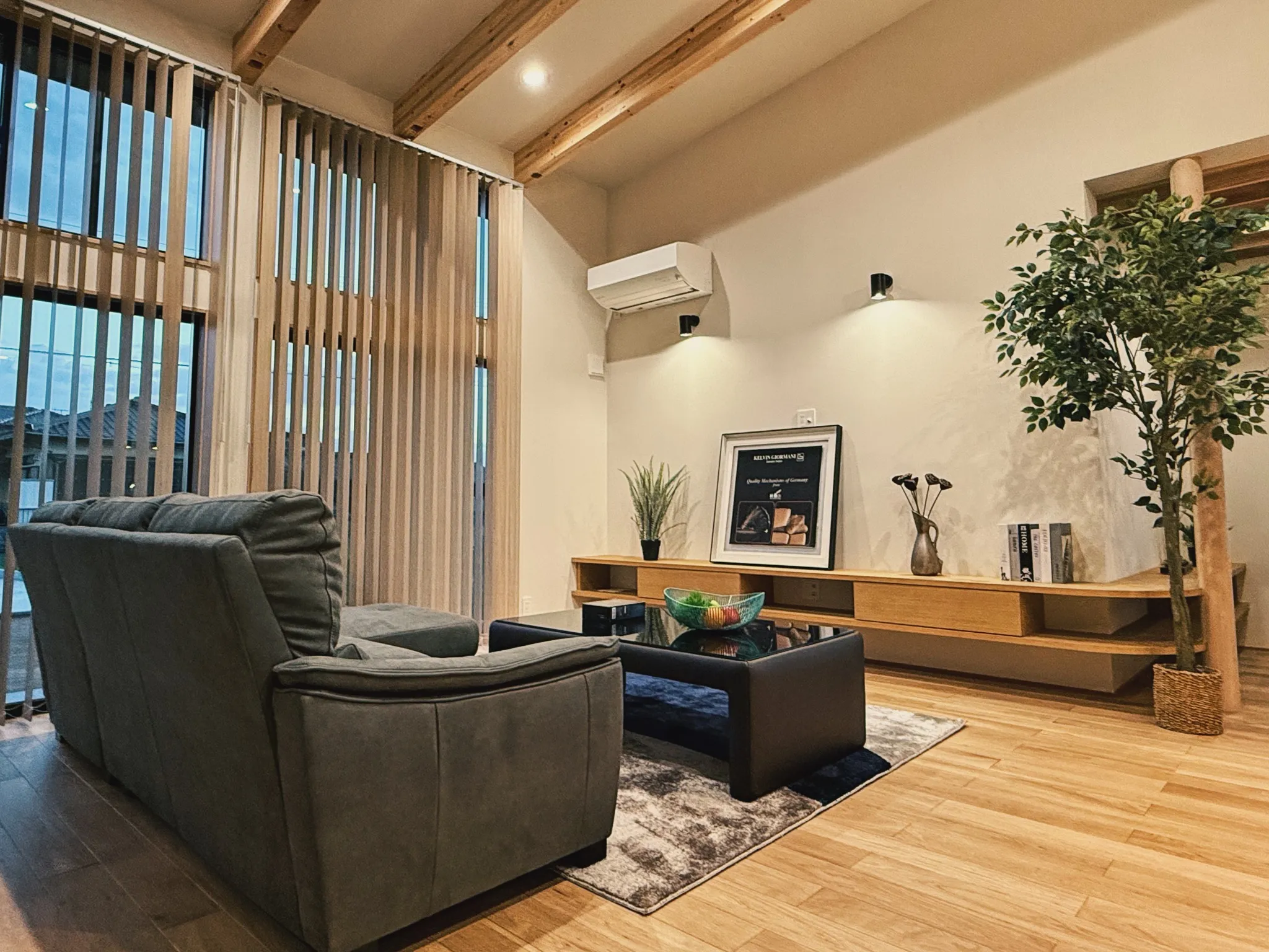 【納品事例】 福岡県築上町の新築に家具・雑貨一式をコーディネ...