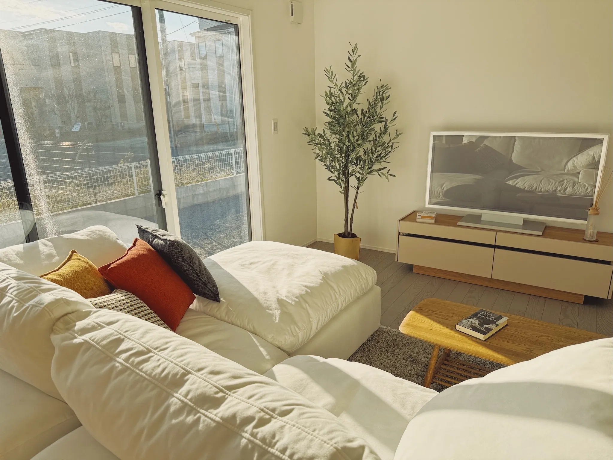 【納品事例】 宇佐市の新築に家具・雑貨一式をコーディネートさ...