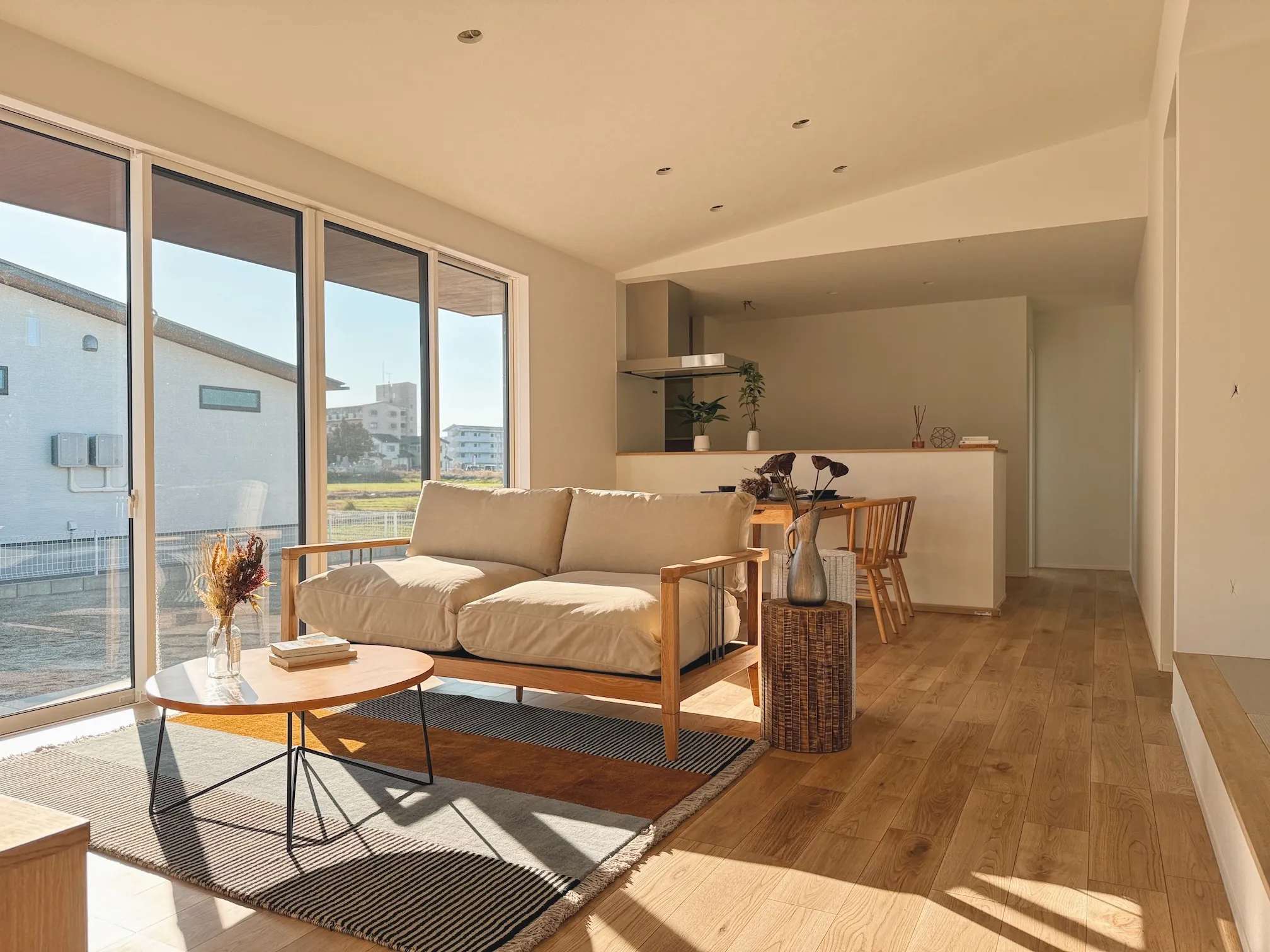 【納品事例】 宇佐市の新築に家具・雑貨一式をコーディネートさ...