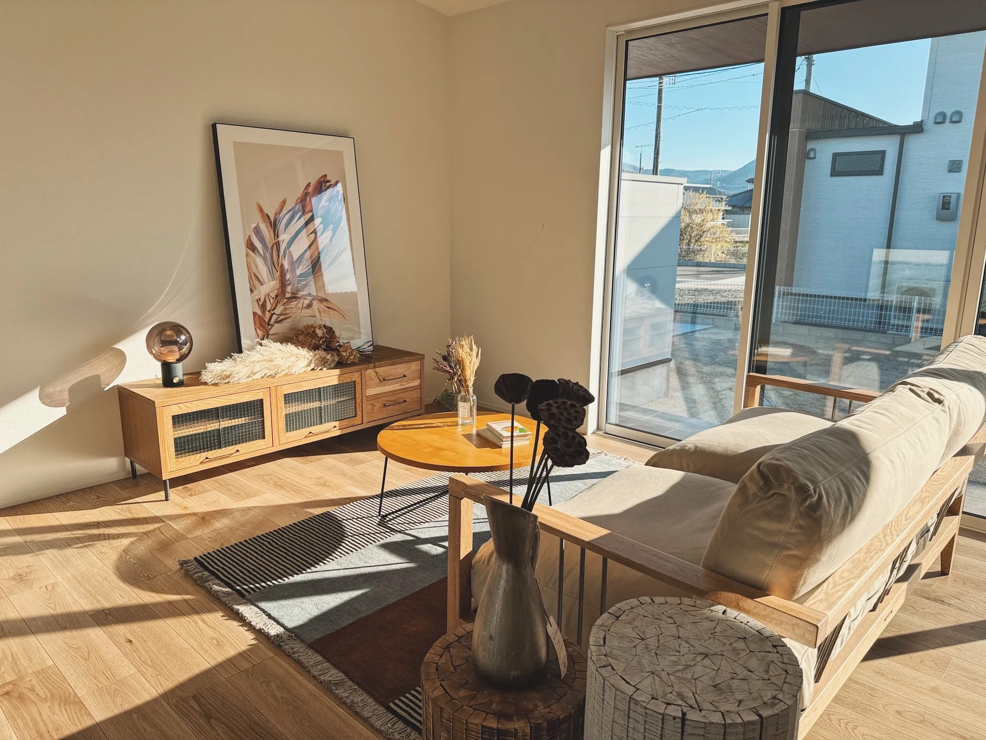 【納品事例】 宇佐市の新築に家具・雑貨一式をコーディネートさ...