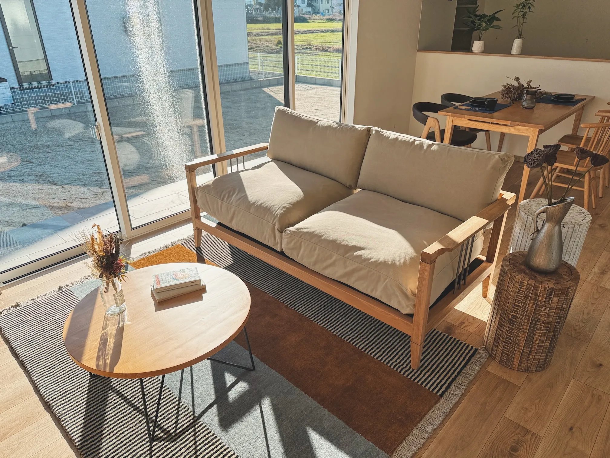 【納品事例】 宇佐市の新築に家具・雑貨一式をコーディネートさ...