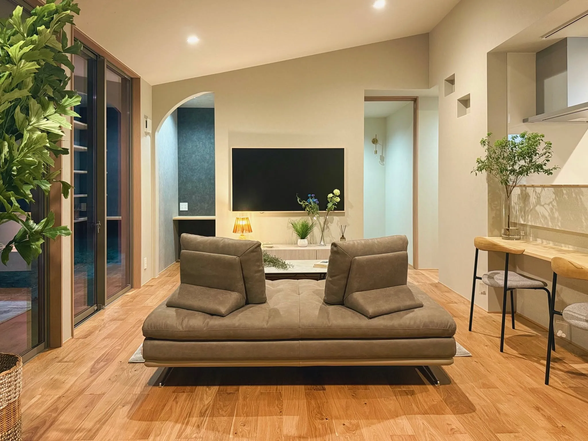 【納品事例】 中津市の新築に家具・雑貨一式をコーディネートさ...