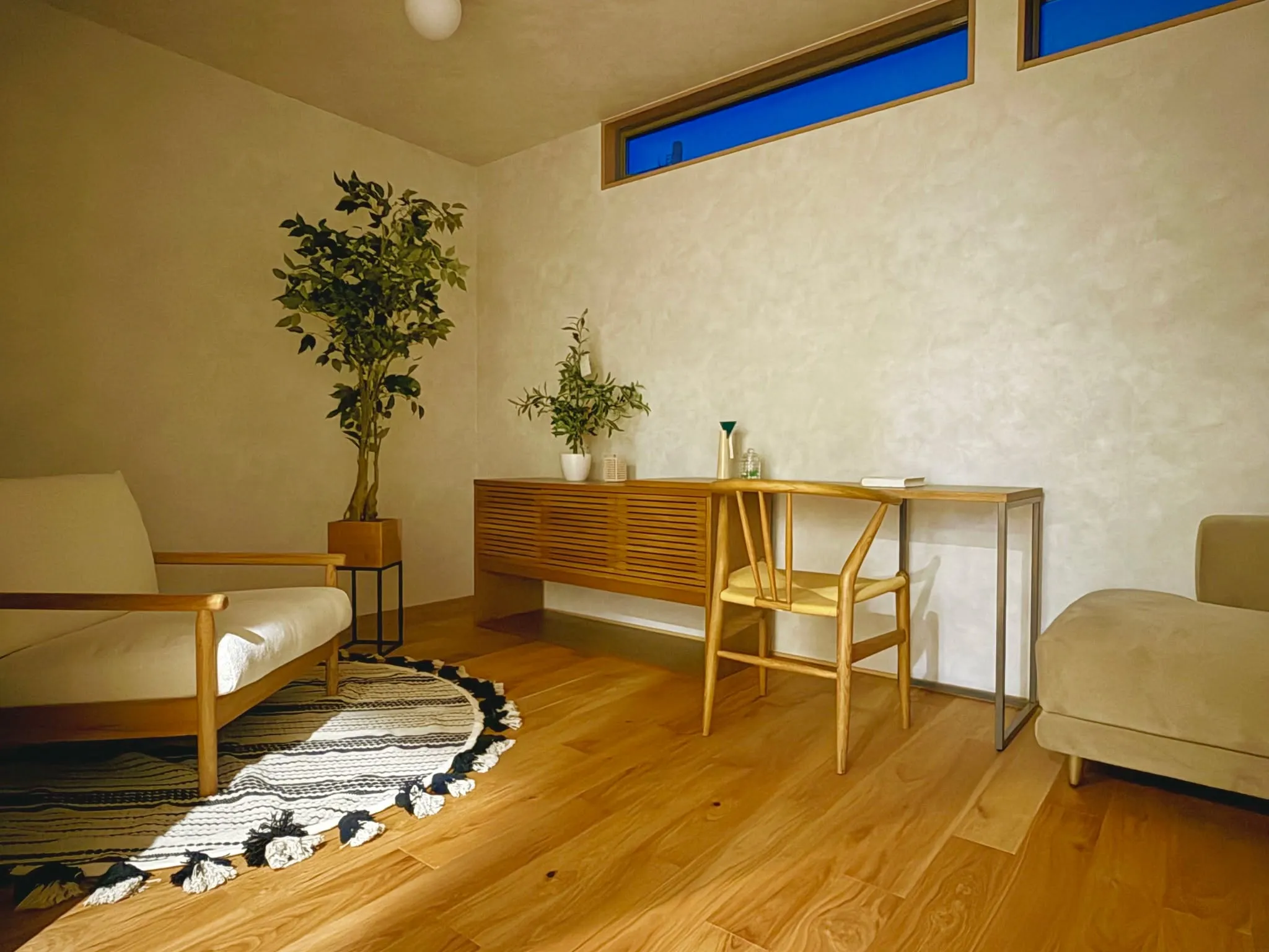 【納品事例】 中津市の新築に家具・雑貨一式をコーディネートさ...